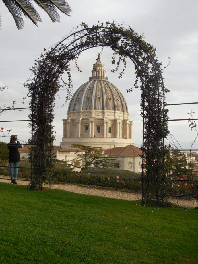 giardini vaticani cupola san pietro